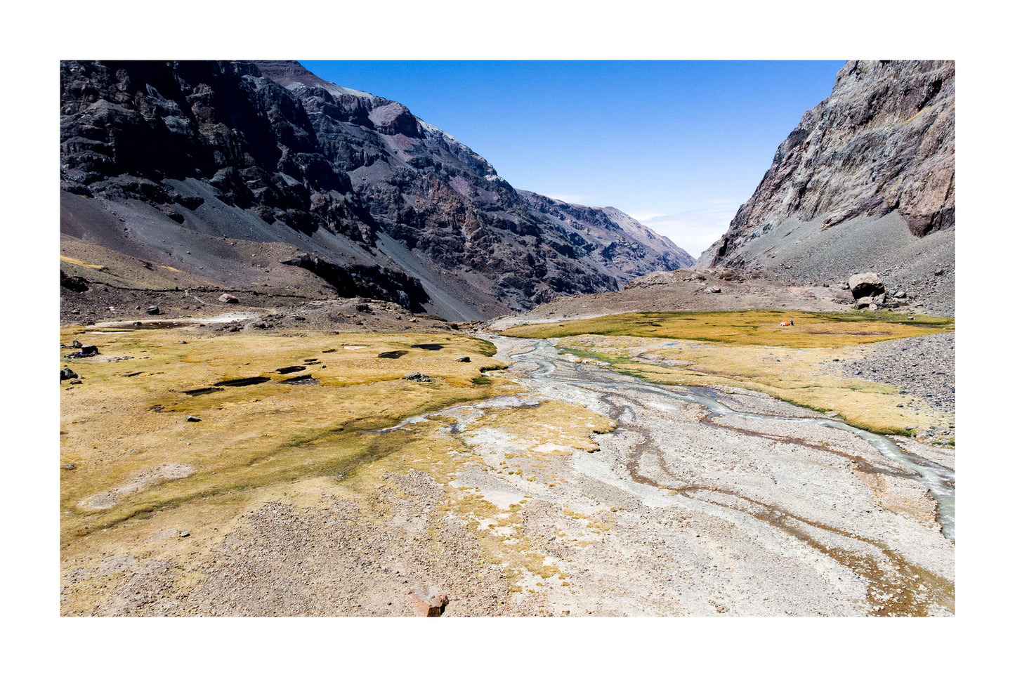 Piedra Carvajal, Yerba Loca