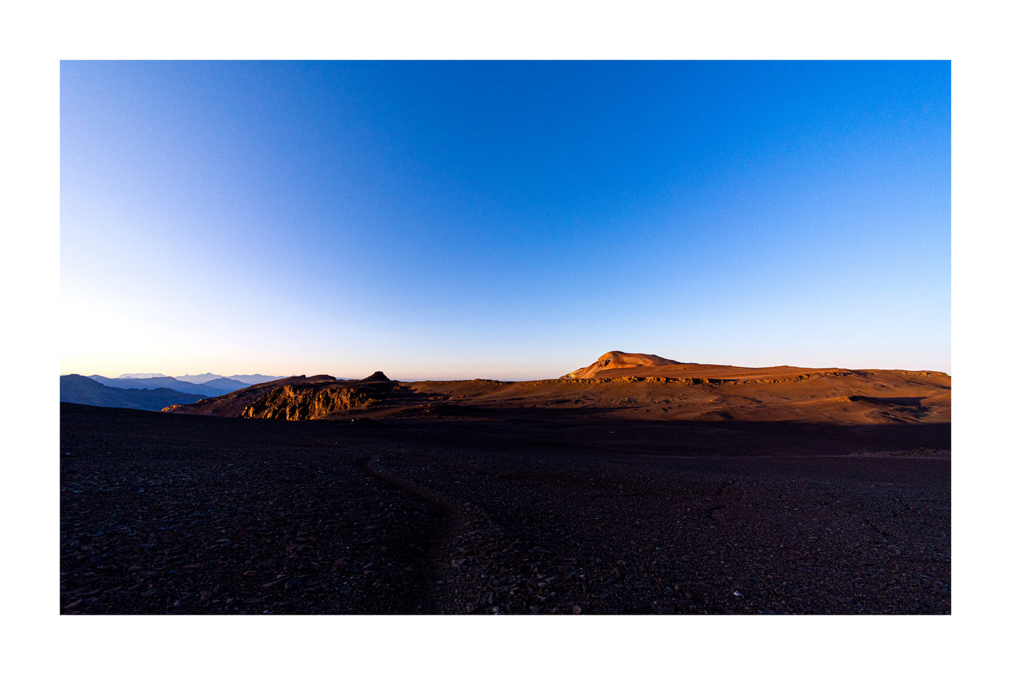 Cancha de Carreras al Amanecer