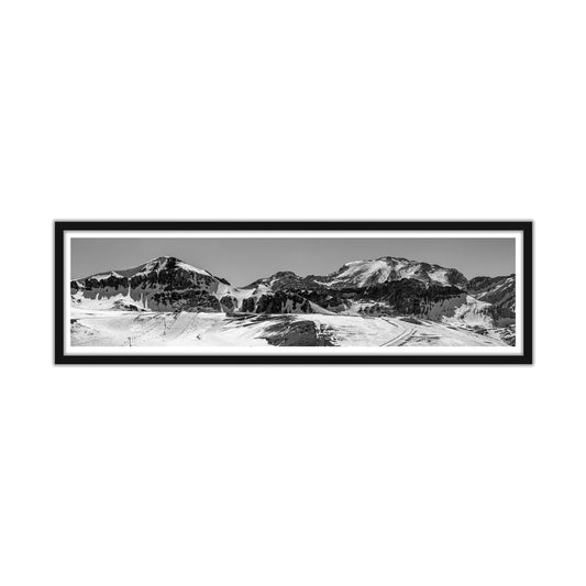 no-repeat center / cover url('https://cdn.shopify.com/s/files/1/0297/4914/9755/files/Artboard_3.png?v=1744315797')