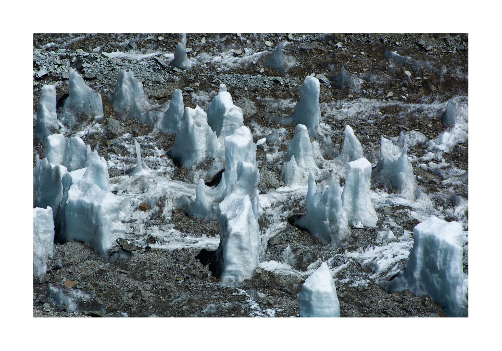 Penitentes del Glaciar Iver