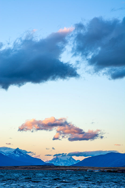 V. Atardecer en Puerto Natales