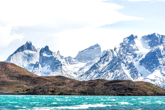 Macizo Paine sobre el Lago