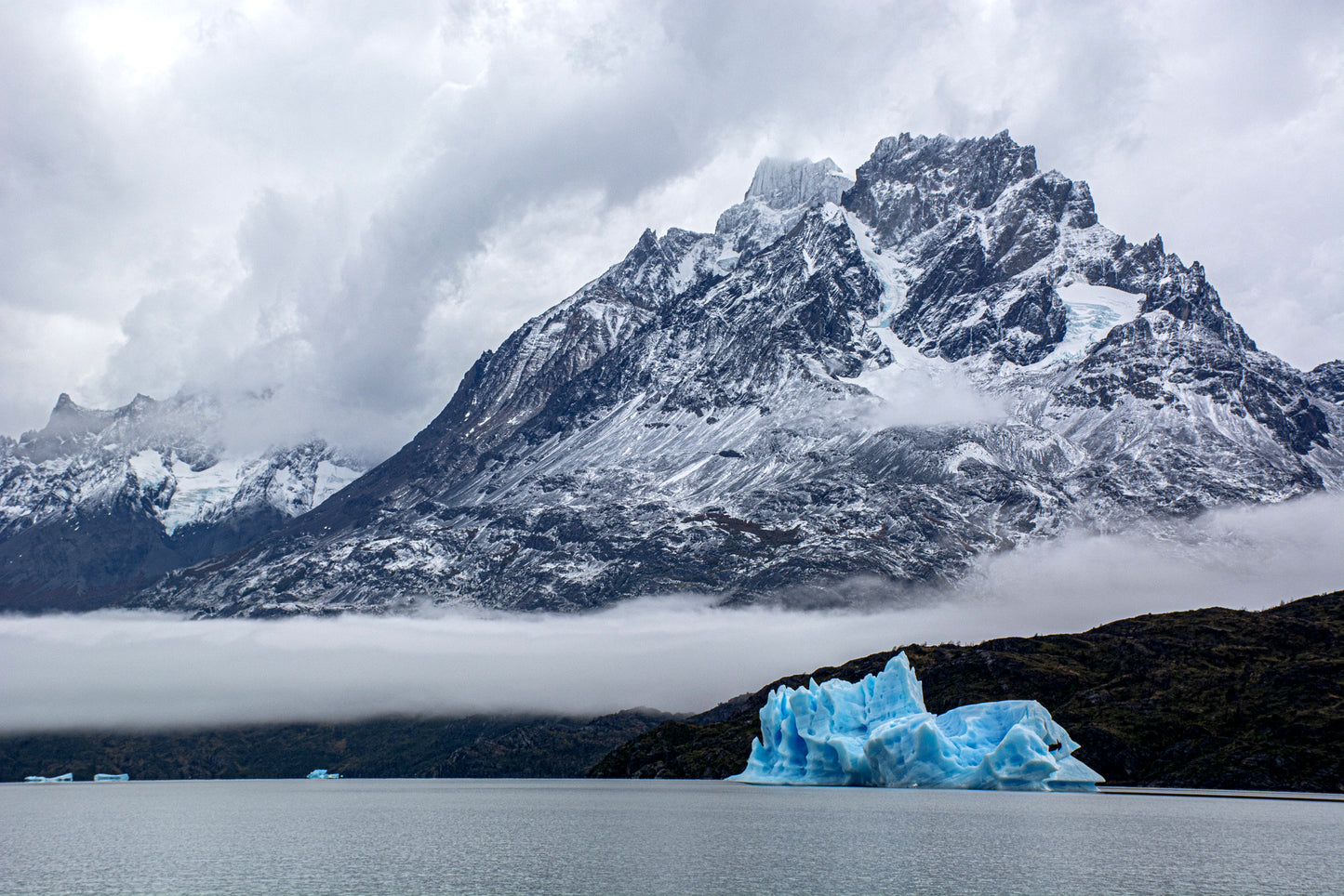 Tempano bajo el Paine