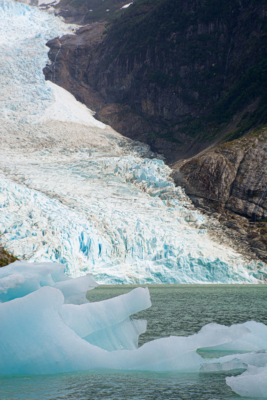 V. Glaciar Serrano