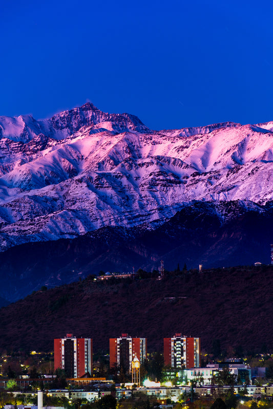 Cerro Altar sobre Santiago