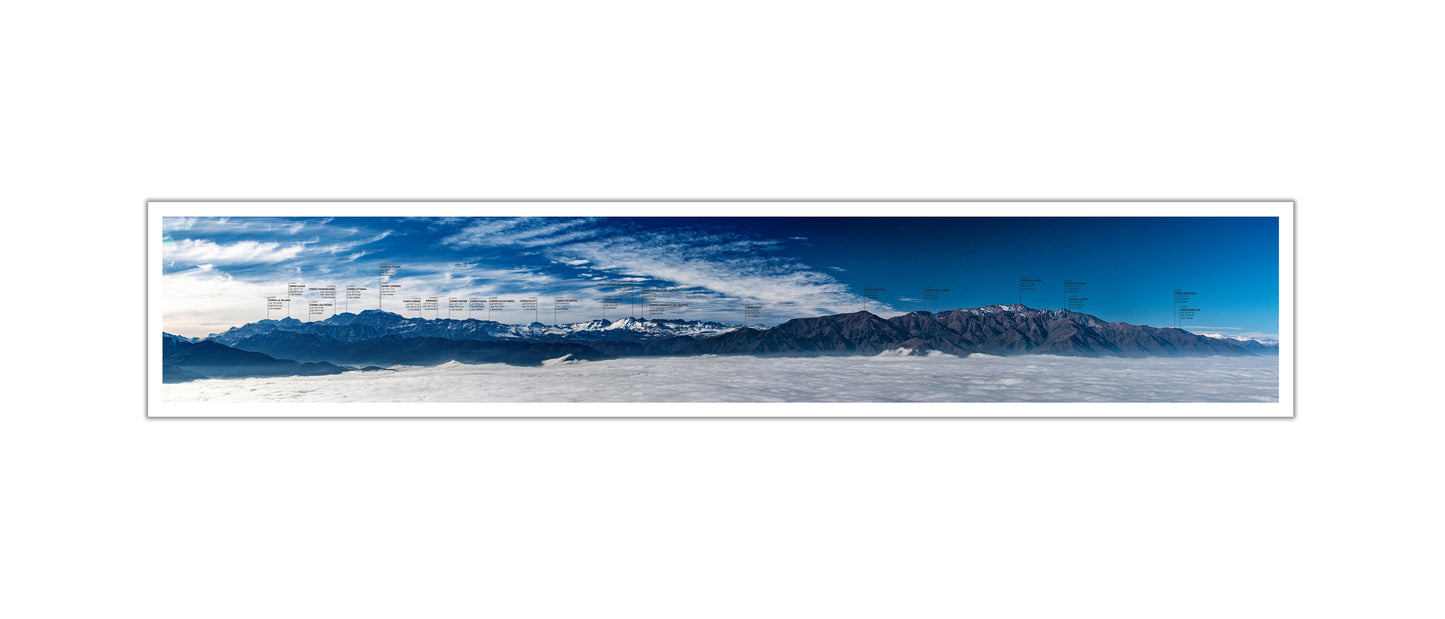 Panorámica Cumbres de Santiago sobre Nubes